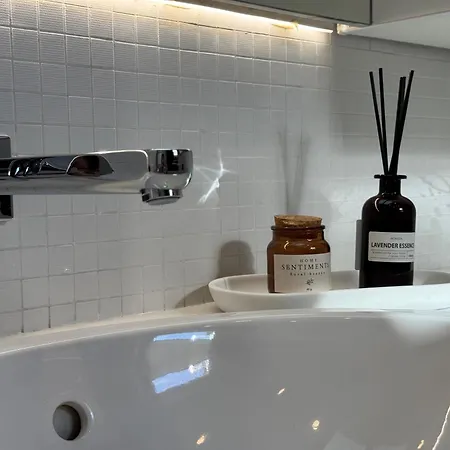 Waterlane Królowa Kier I 2 Sypialnie I 3 łazienki I Basen - Comfy * Danzig