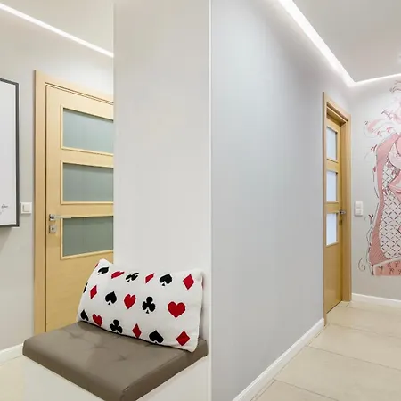 Waterlane Królowa Kier I 2 Sypialnie I 3 łazienki I Basen - Comfy * Danzig