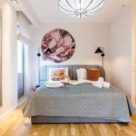 Waterlane Krolowa Kier I 2 Sypialnie I 3 Lazienki I Basen - Comfy Apartamento