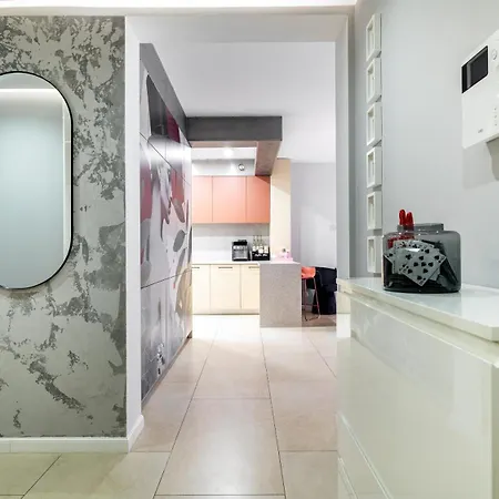 Waterlane Krolowa Kier I 2 Sypialnie I 3 Lazienki I Basen - Comfy Apartamento *