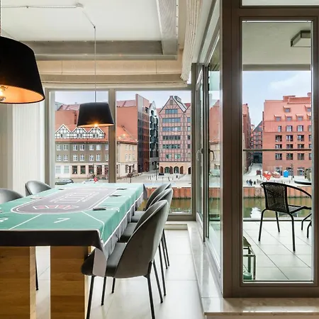 Waterlane Krolowa Kier I 2 Sypialnie I 3 Lazienki I Basen - Comfy Apartamento *
